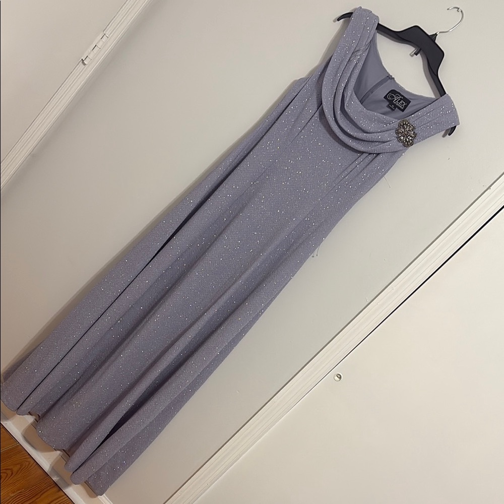 Elegant Lavender Evening Gown brand new never been wear.